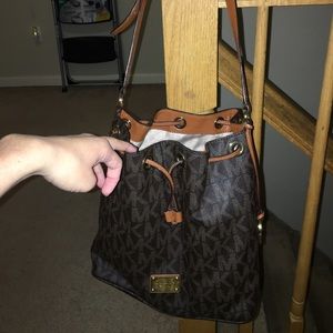 Micheal kors Dark brown with light brown Mks